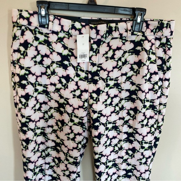 Banana Republic Avery Floral Pants Size 12 NWT Mid Rise Straight Cropped Leg - Picture 2 of 6
